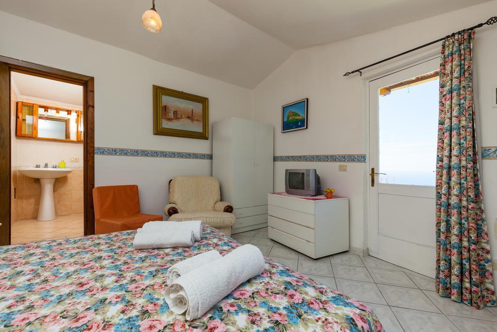 منزل الضيف Barano dʼIschia  في Nitrodi Experience المظهر الخارجي الصورة